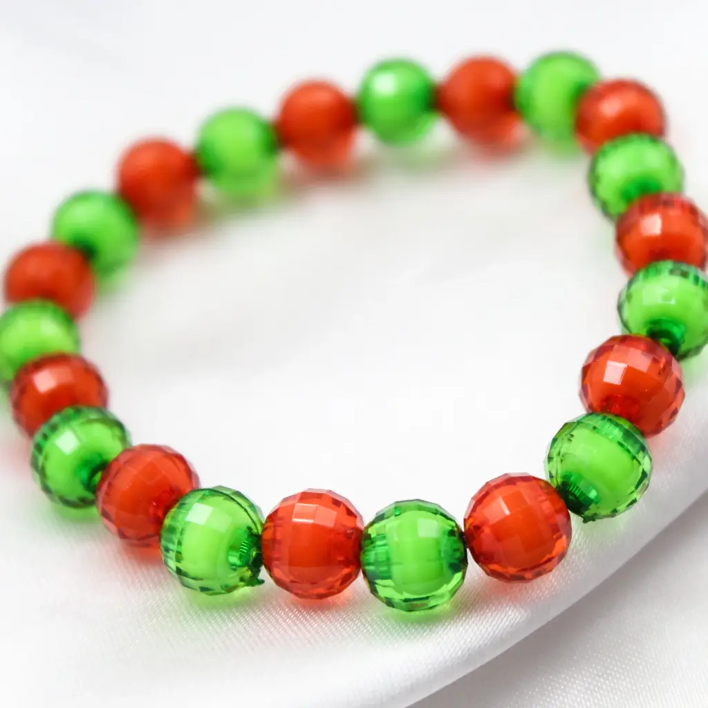 Stretchable bracelet red & green (code 205)