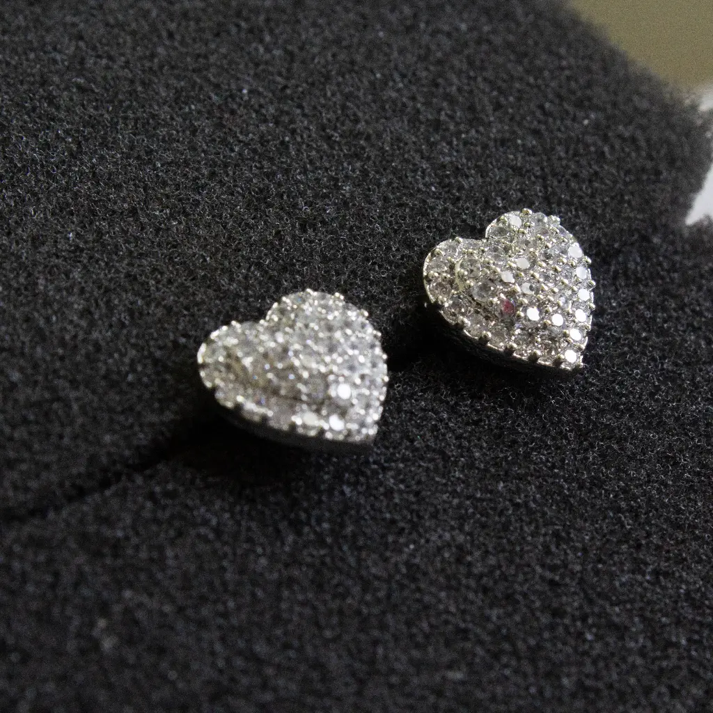 American Diamond Ear stud (code 143)