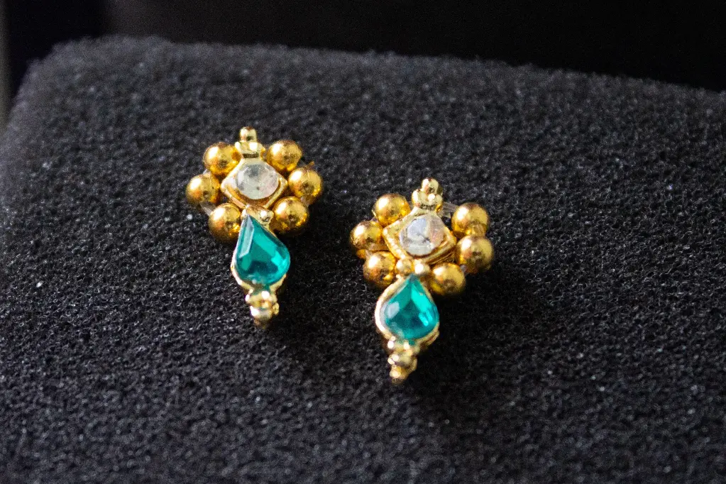 Kundan stone earrings (Code 171)