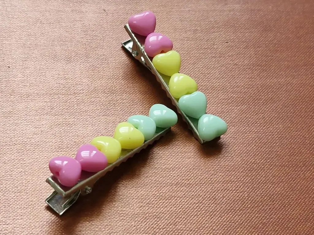 Pastel heart Alligator clip (bow style)
