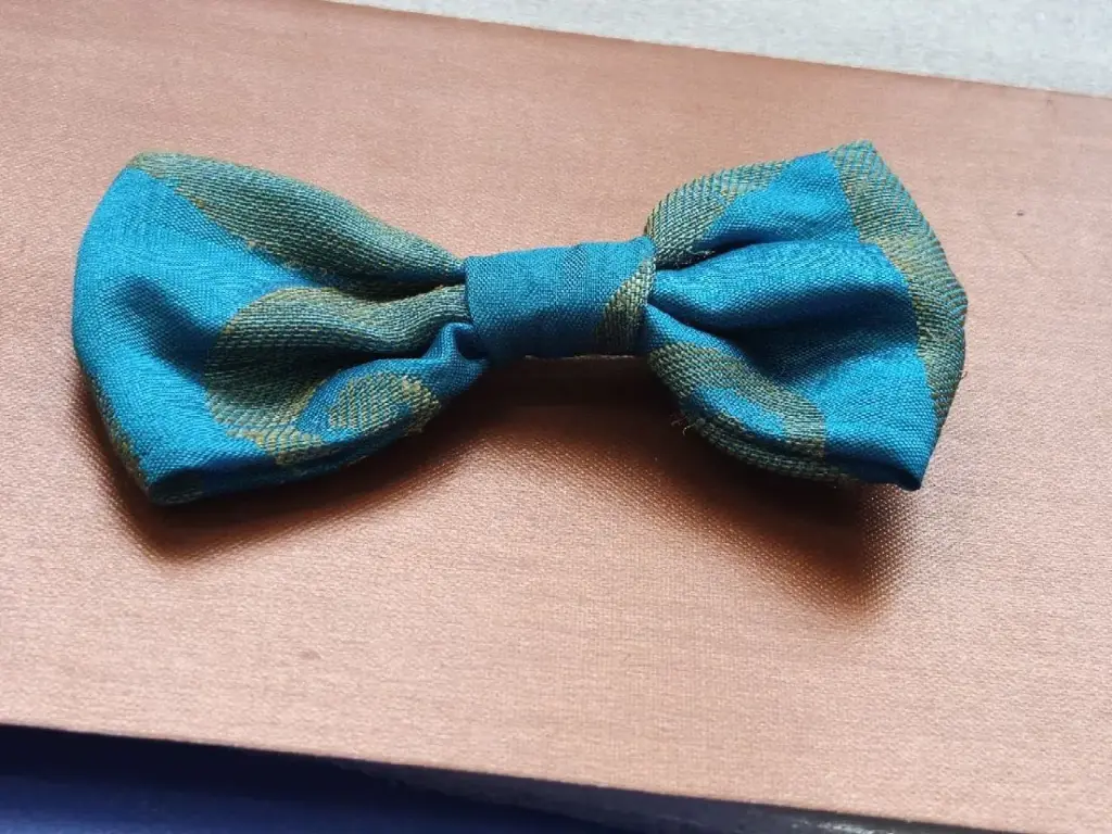 Bow Alligator Clip (code 60)