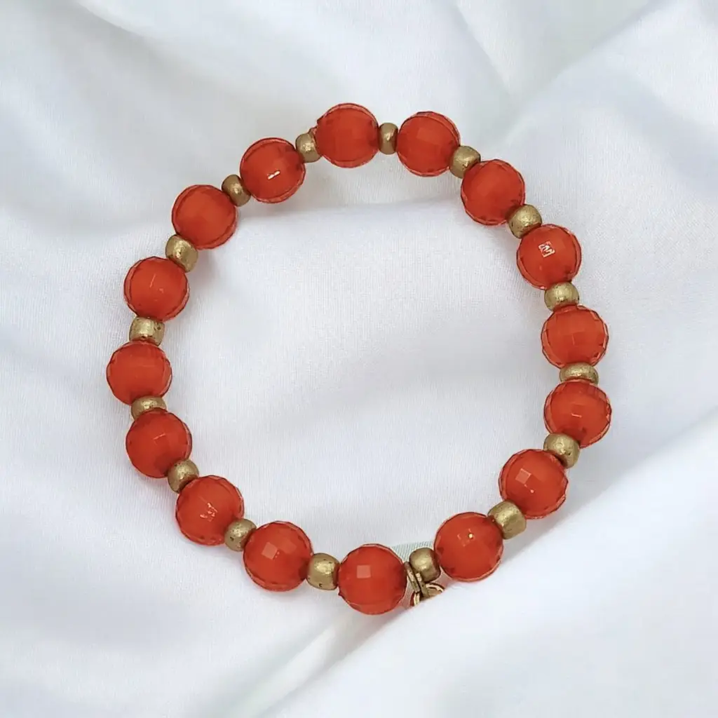 Red & gold beads stretchable bracelet (code 208)
