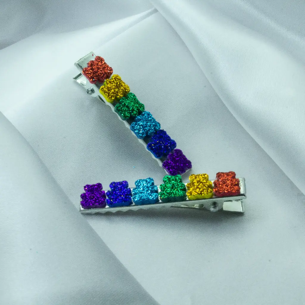 Multi-colour glitter bear clip (code 218)