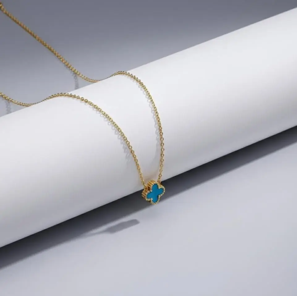 The Glided Blue Clover (code 359)