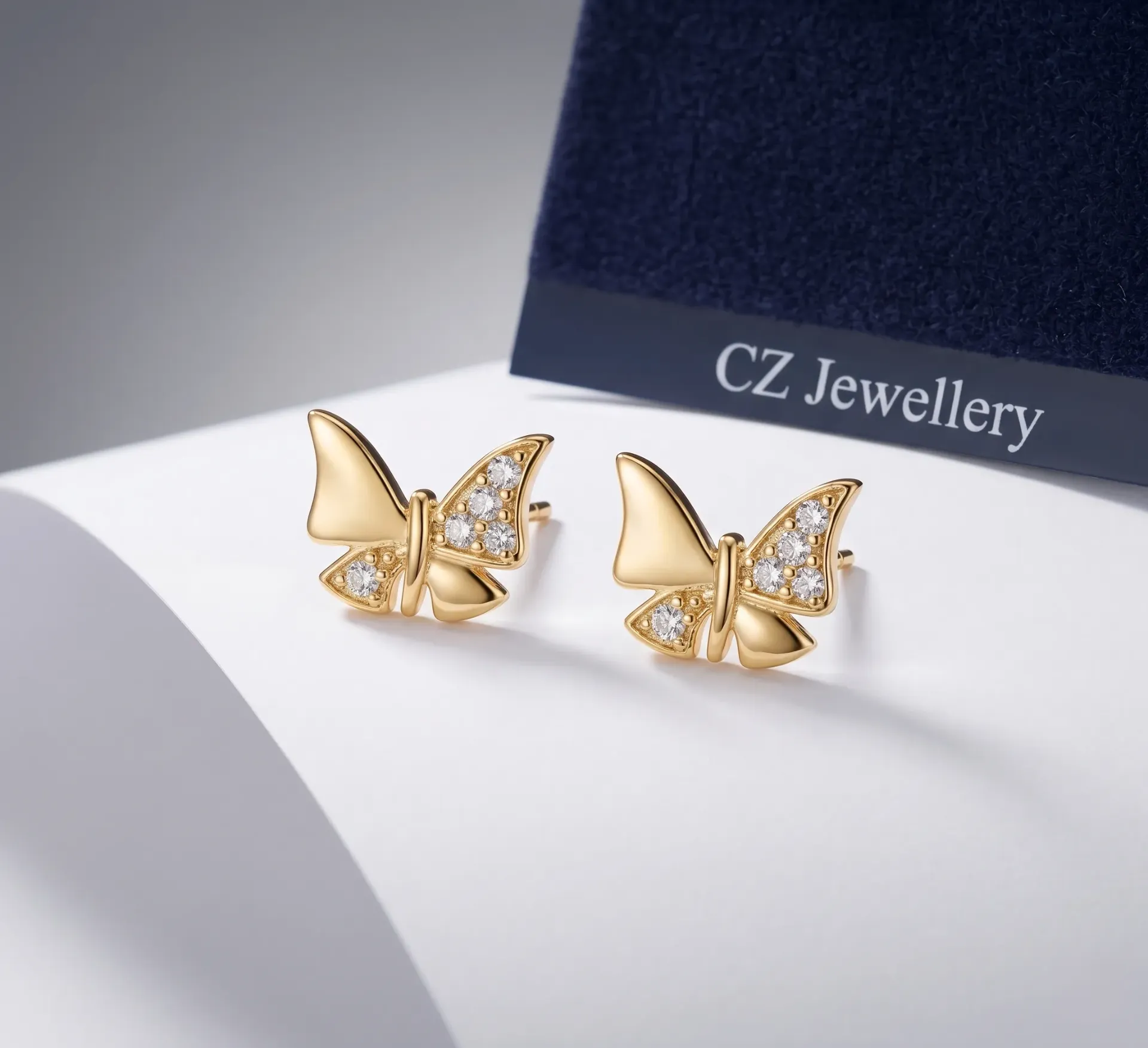 Mariposa stud earrings (code 408)