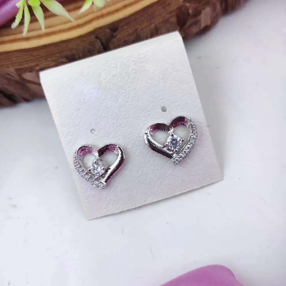 Heart stud (code 119)