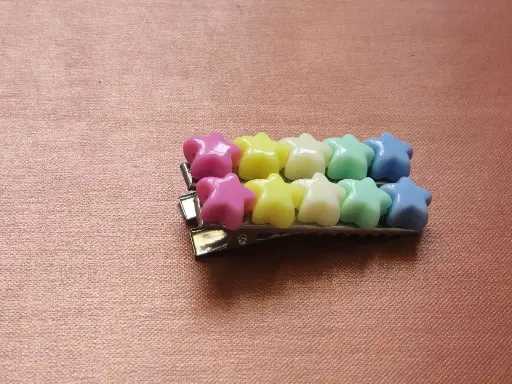 Pastel Stars Alligator Clip (code 056)