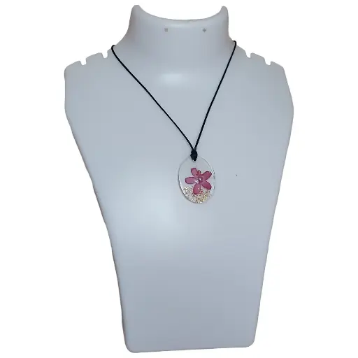 Black cord resin pendant necklace (code 292)