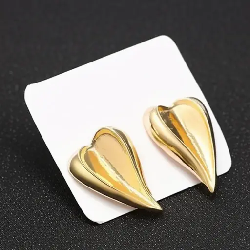 Anti-Tarnish Heart Statement Stud (code 351)
