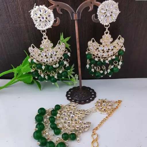 Earrings Mangtikka Kundan  set (code 124)