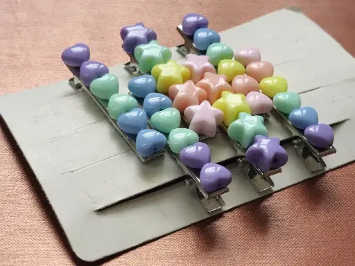 Pastel colour alligator clips (code 177)