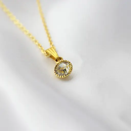 Anti-tarnish chain with a crystal stone pendent (Code 181)